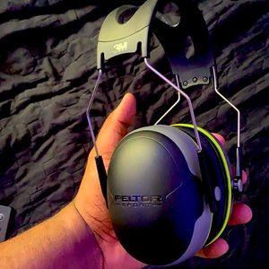 Gun range headphones